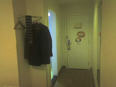 7天酒店(武汉大学广埠屯地铁站店)主图