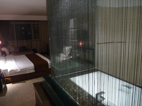 大浪淘沙时尚酒店主图