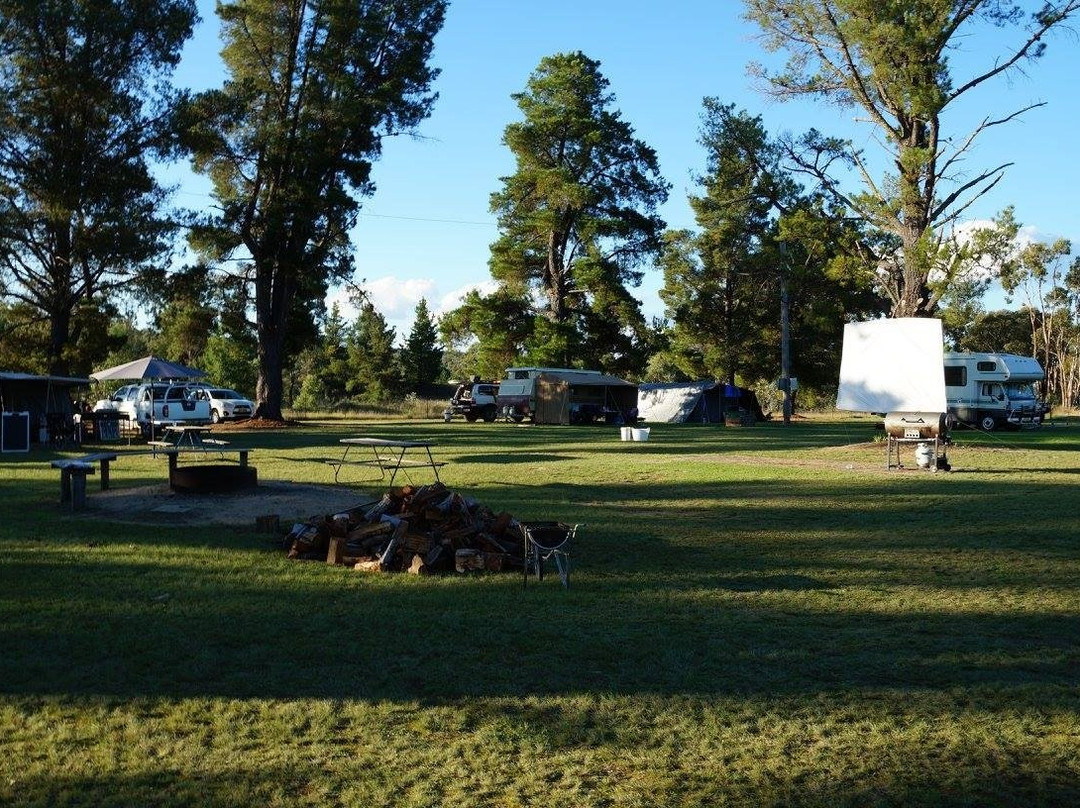 Tingha Gems Caravan & Camping