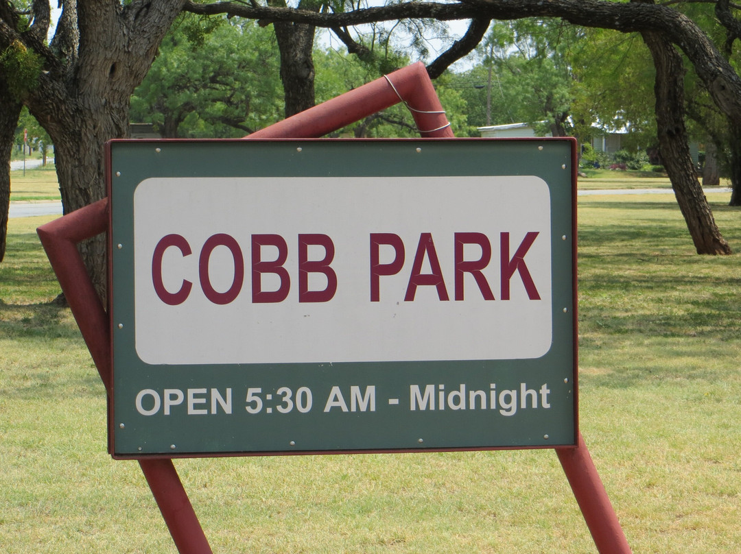 Cobb Park景点图片