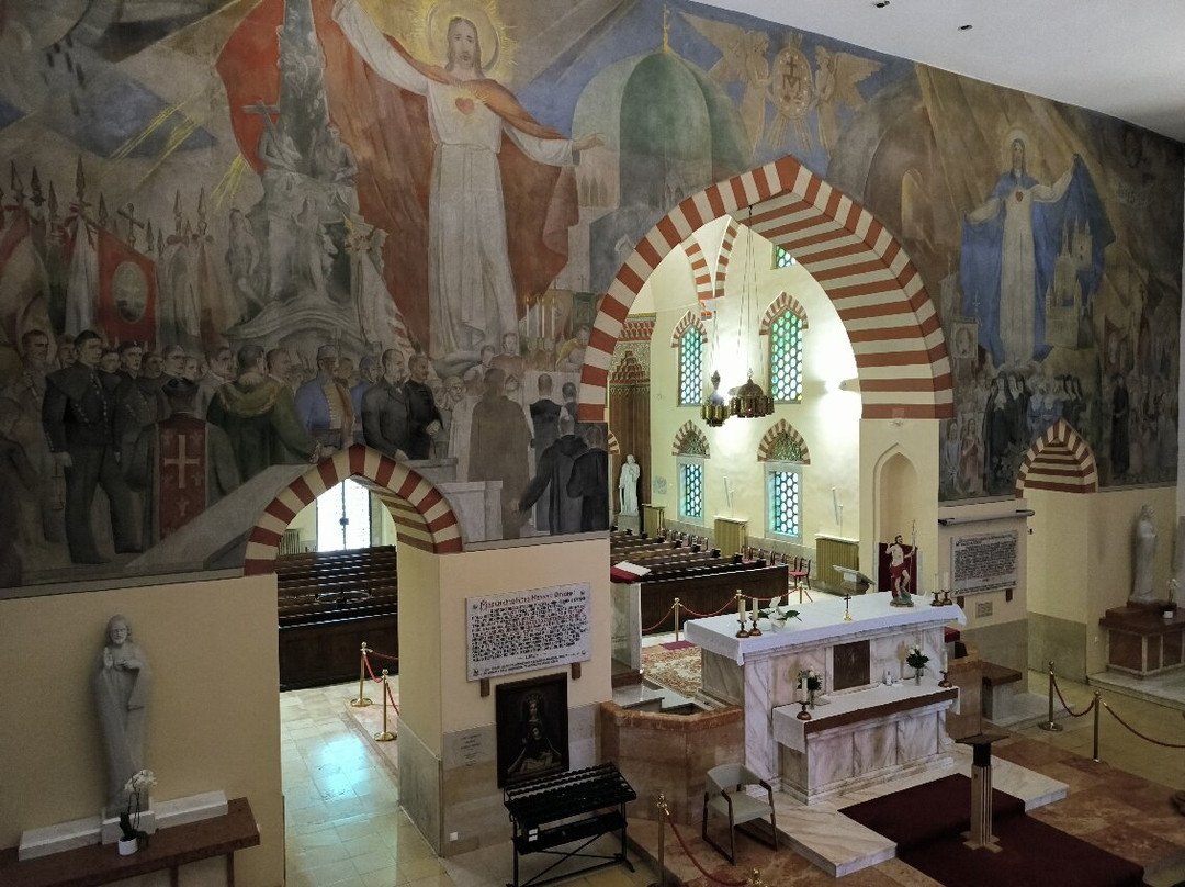 Mosque of Pasha Gazi Kassim Church of Gyertyaszentelo Boldogasszony景点图片