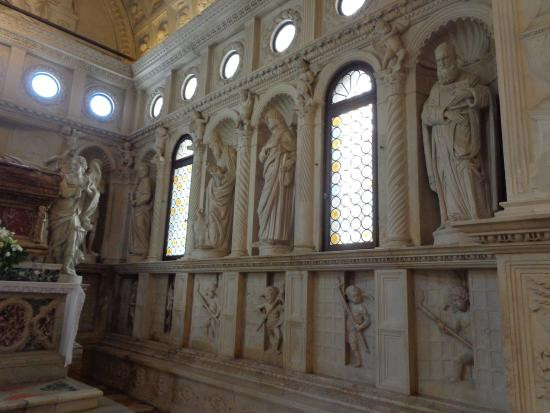 The Chapel of Ivan Orsini景点图片