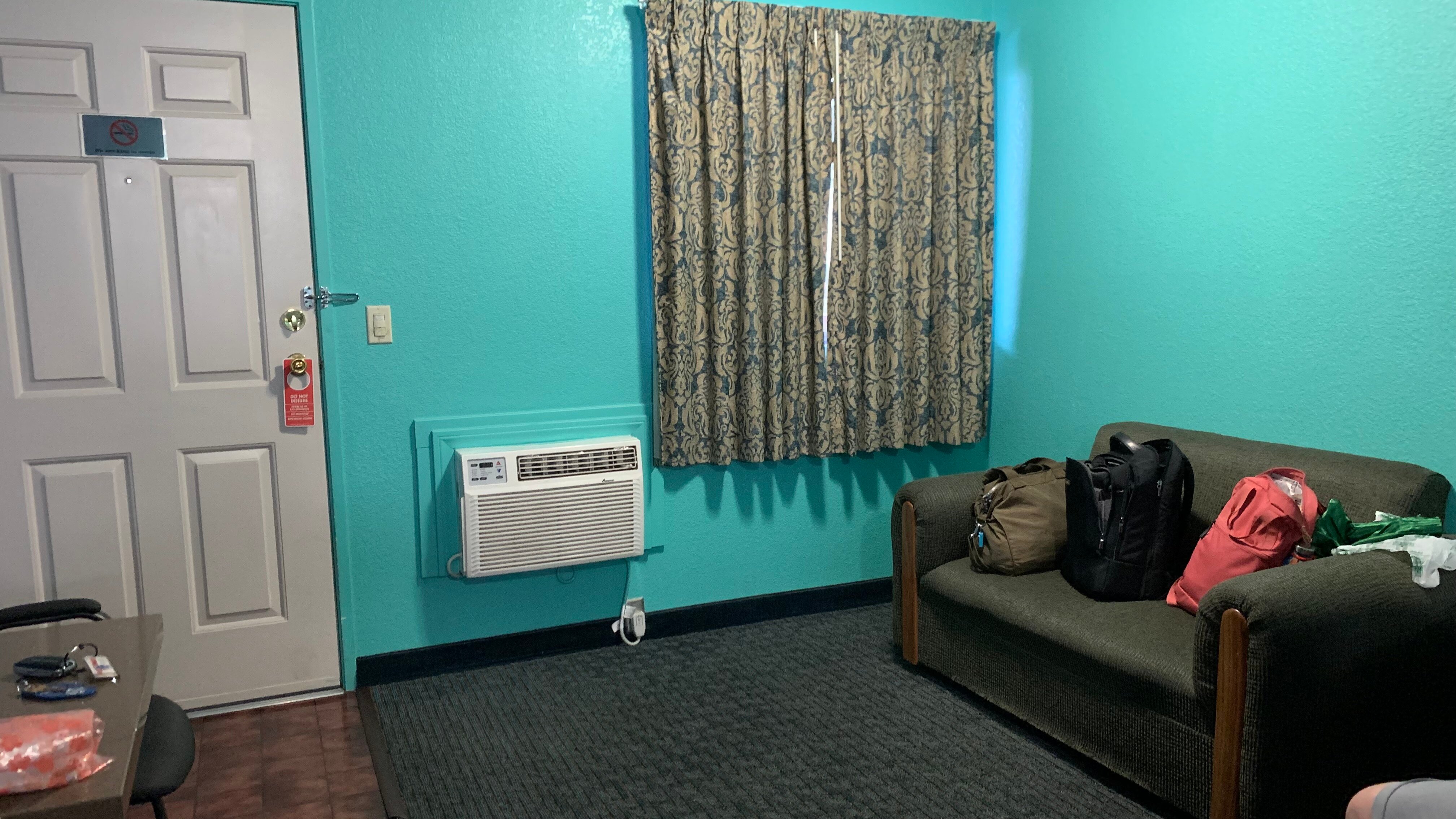 High Desert Motel Joshua Tree National Park-客卧