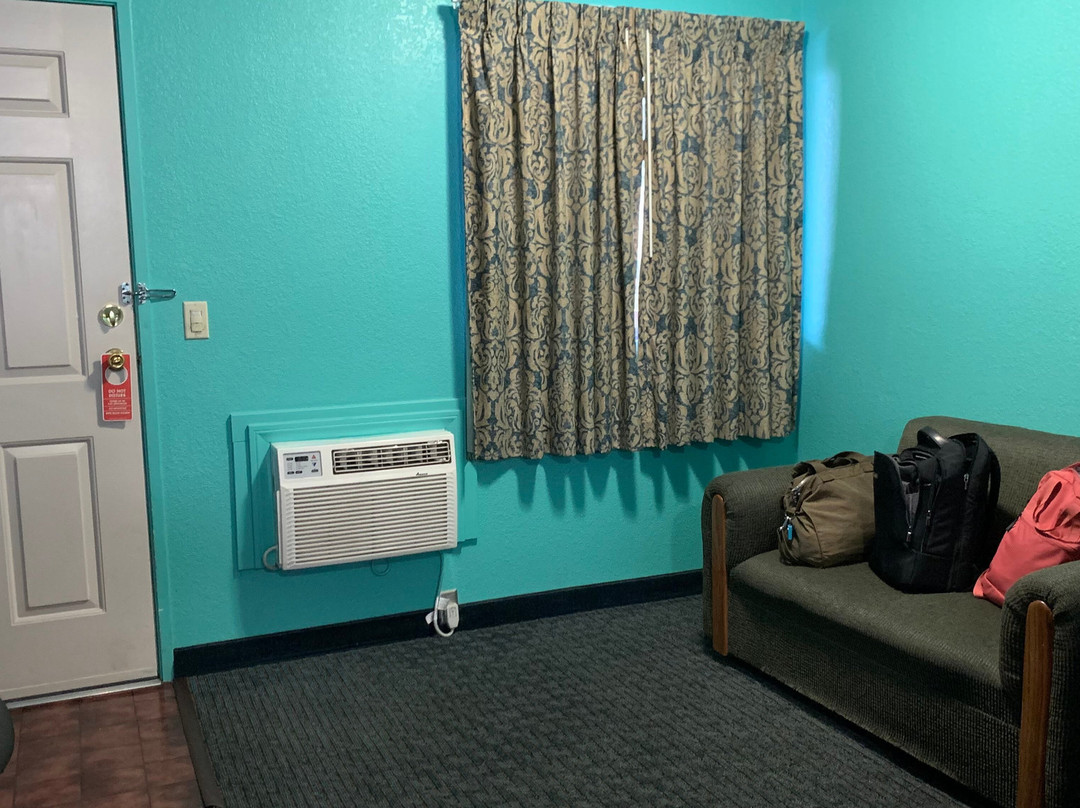 High Desert Motel Joshua Tree National Park主图