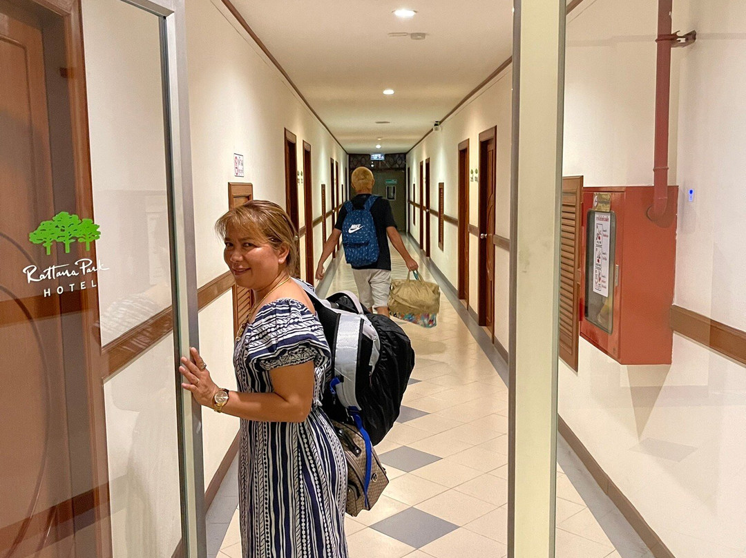 Rattana Park Hotel主图