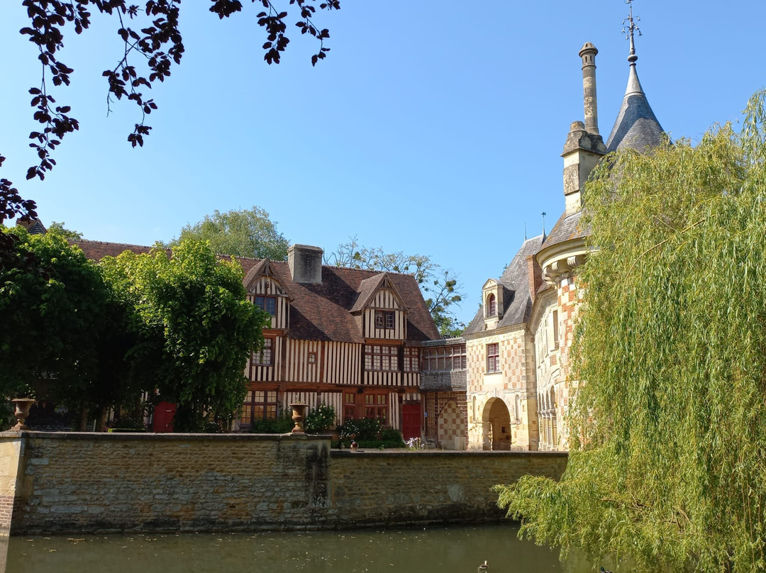 Château De Saint-Germain De Livet景点图片