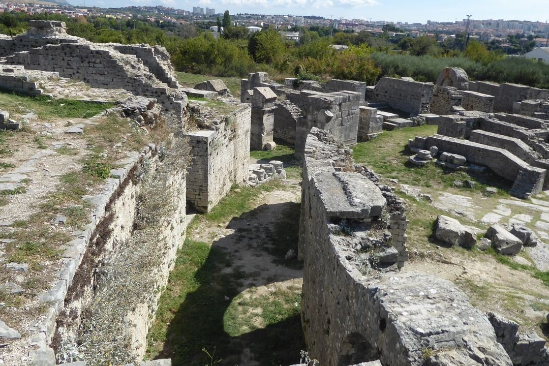 Ruins of the Solin Amphitheatre景点图片