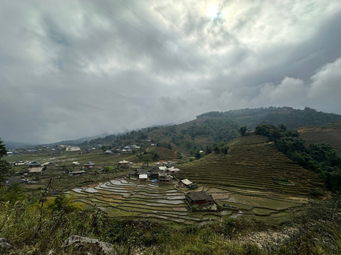 Travel New Land-河内必去景点