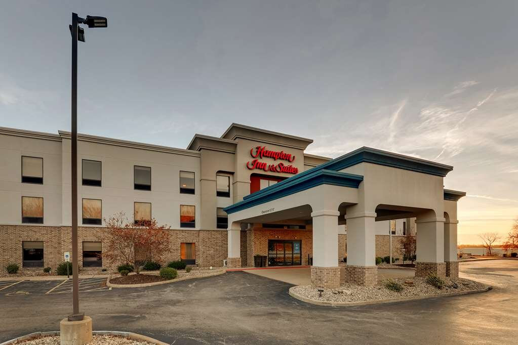 Hampton Inn & Suites St. Louis-Edwardsville主图