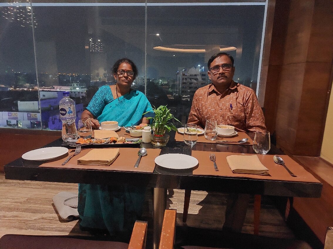 Paradigm Sarovar Portico-官方