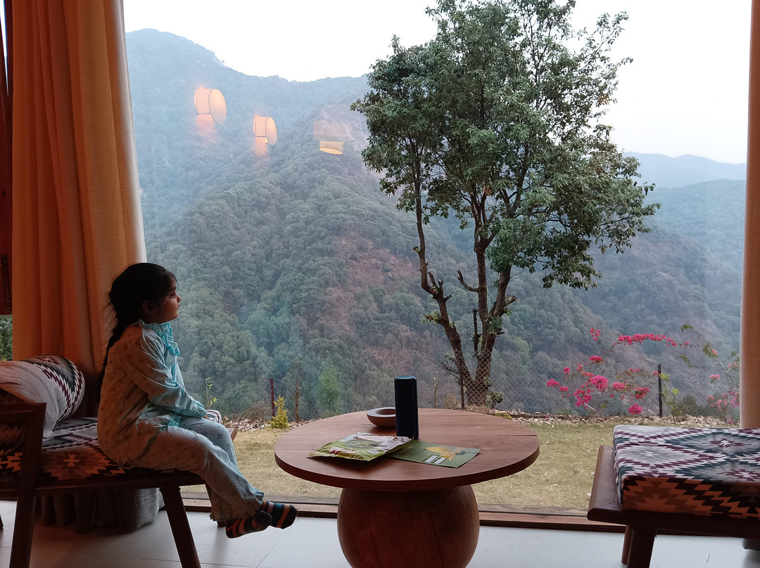 Seclude Pangot, Perch主图