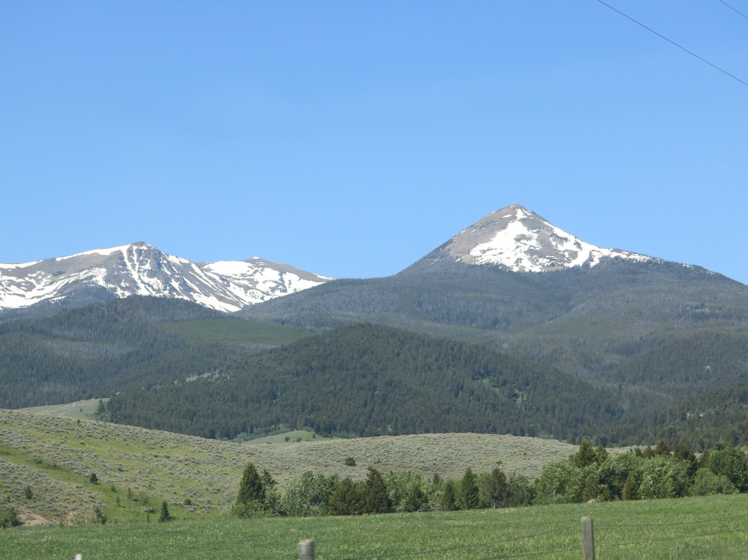 Rainbow Valley Lodge主图