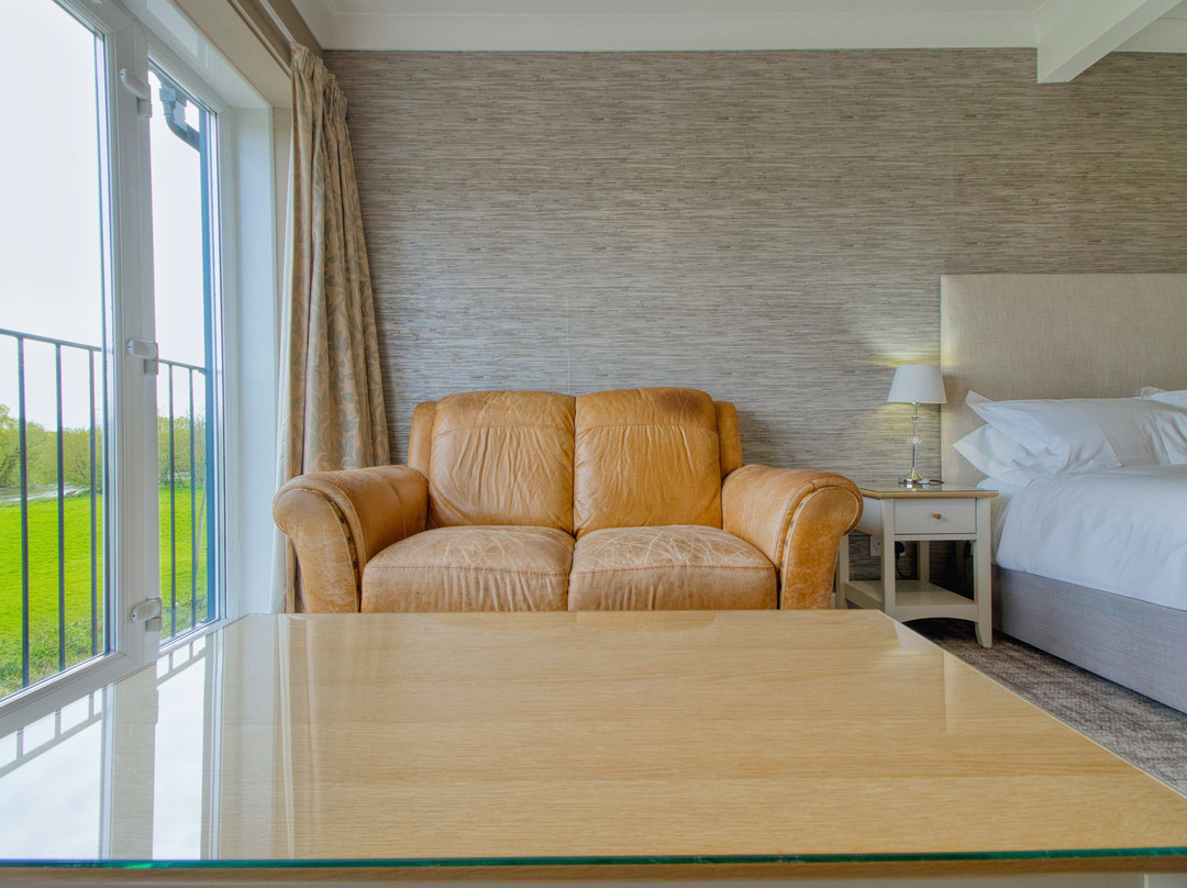 Bridge House Hotel主图