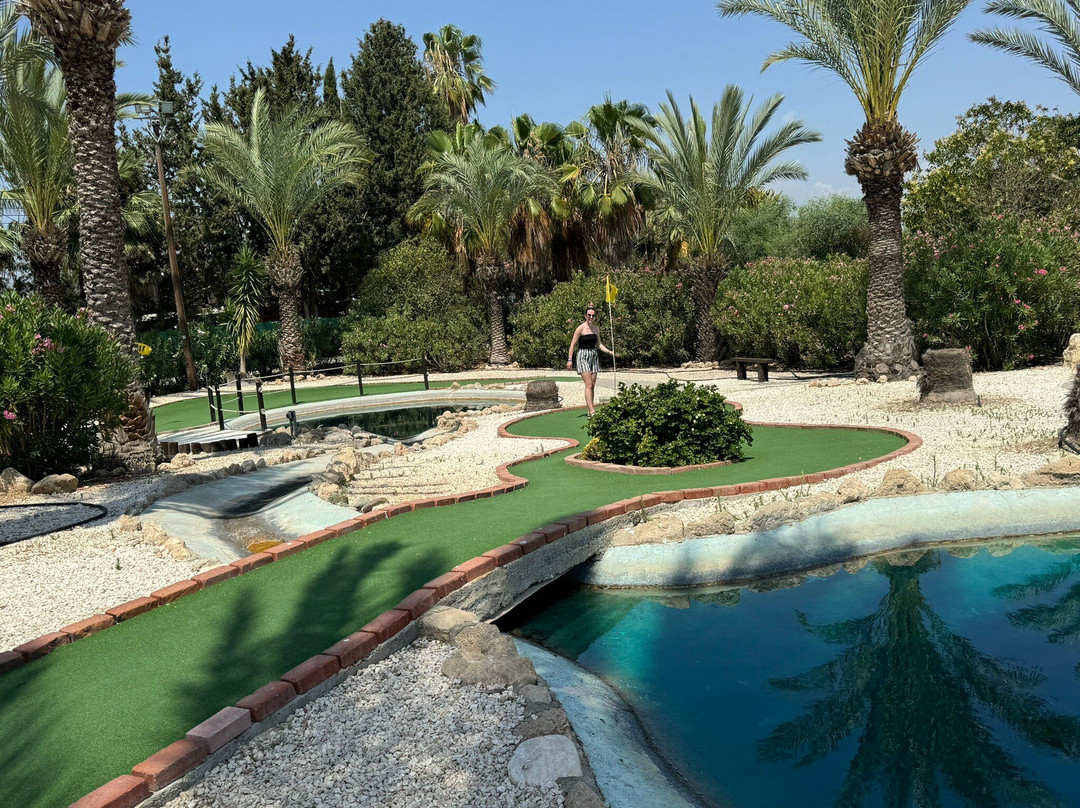 Island Cove Adventure Mini Golf-Geroskipou必去景点