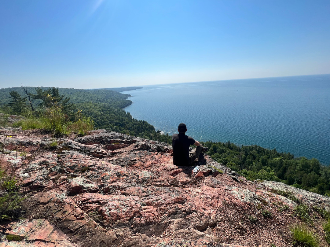 Bare Bluff-Lac La Belle必去景点