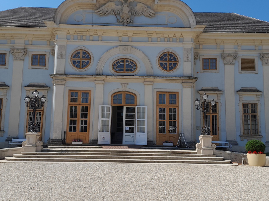 Schloss Halbturn-Halbturn必去景点