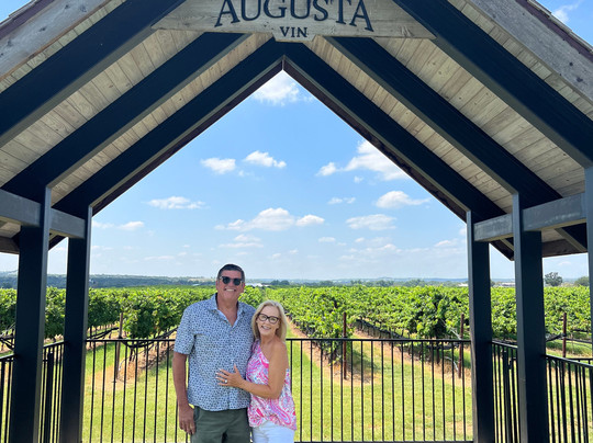 Hill Country Excursions & Wine Tours-弗雷德里克斯堡必去景点