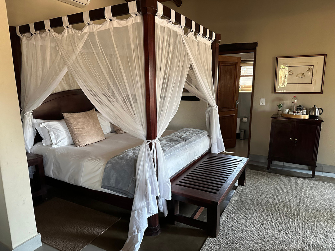 Notten's Bush Camp主图