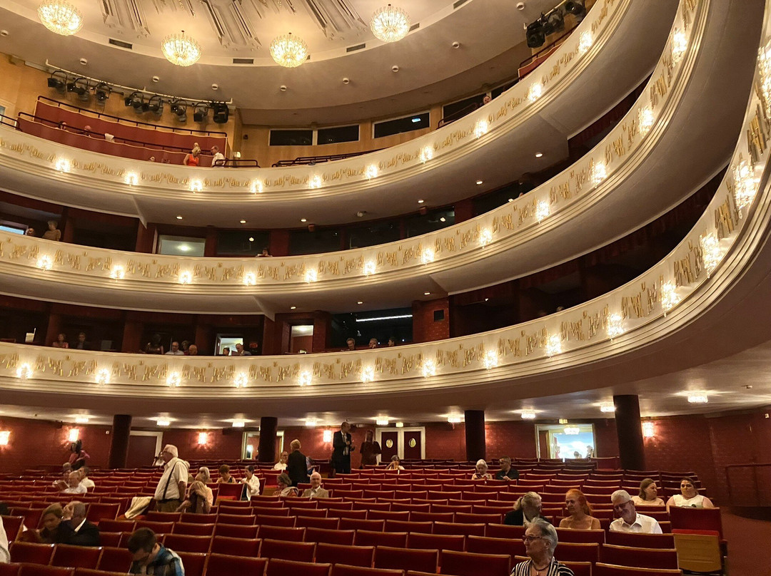 Tiroler Landestheater-茵斯布鲁克必去景点