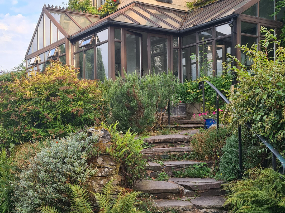 Nutsford House Bed and Breakfast
