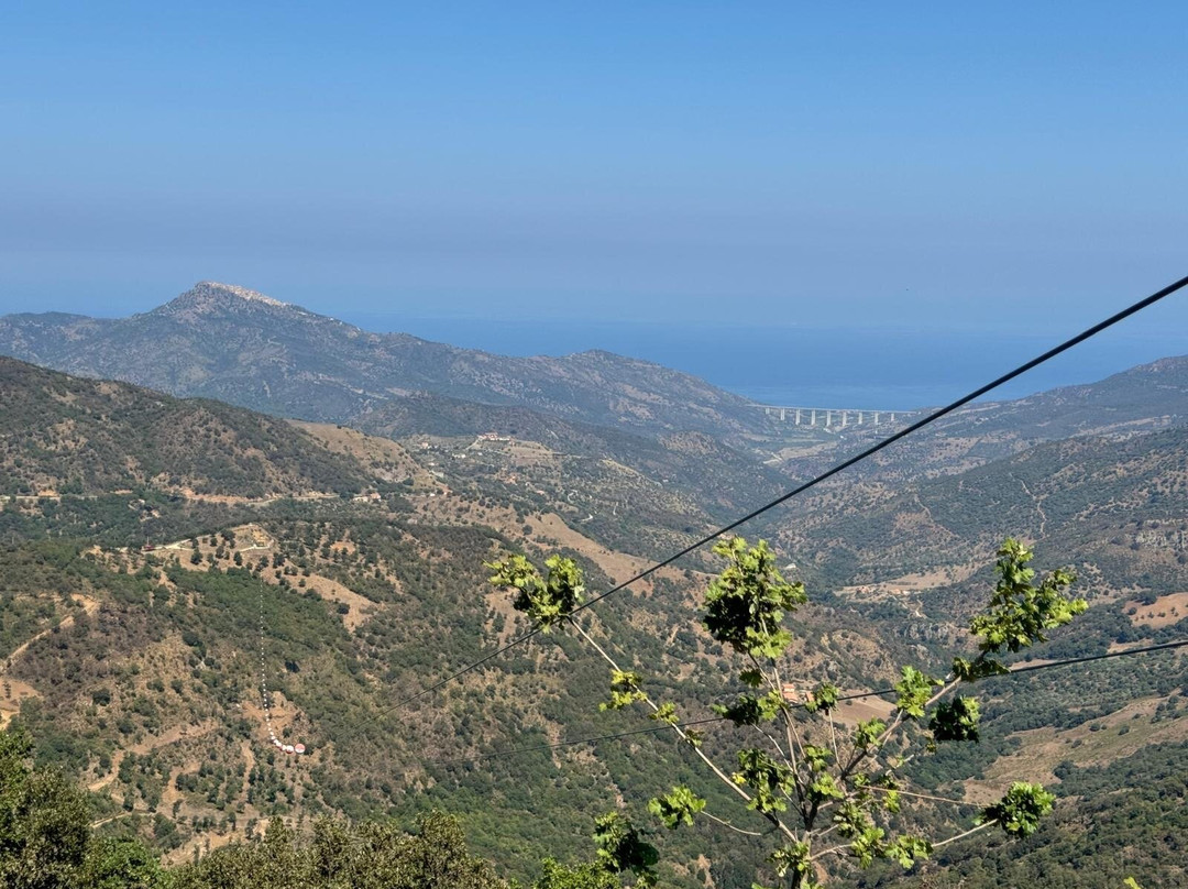 Zipline Sicilia A San Mauro Castelverde景点图片