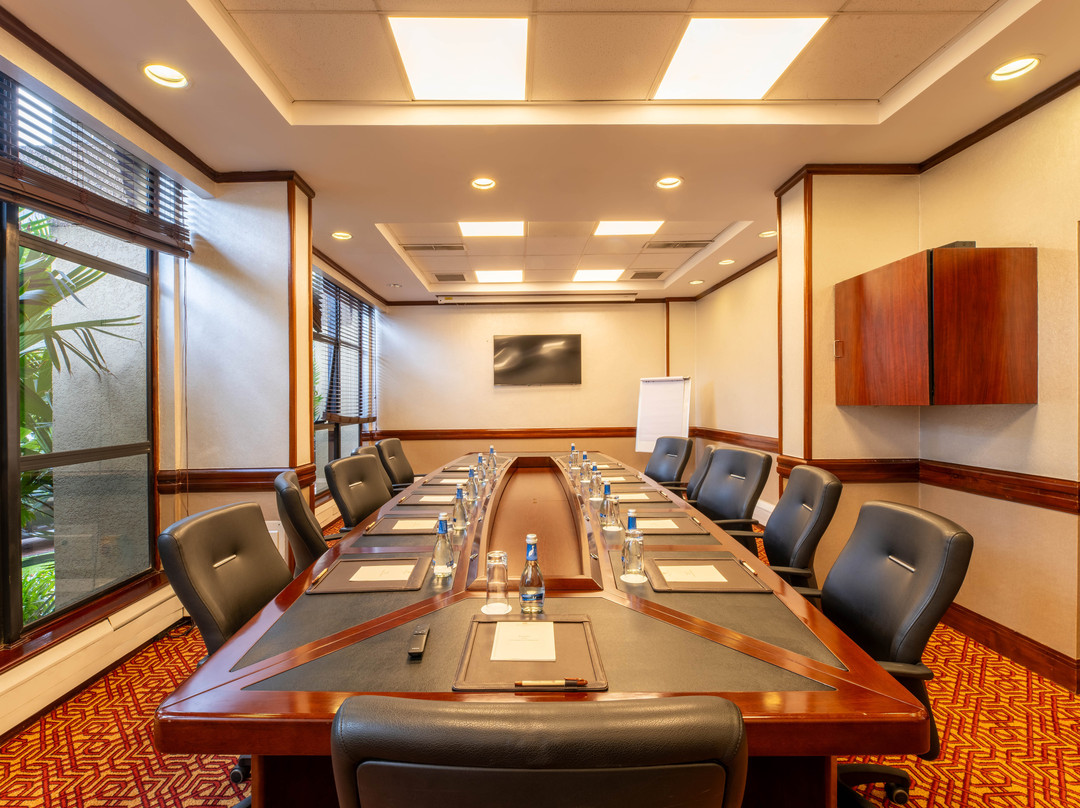 基加利塞雷娜酒店主图