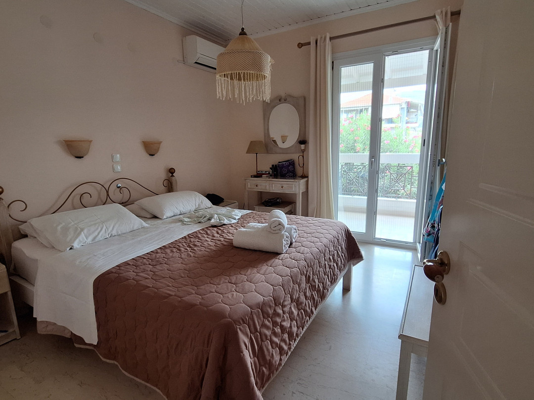 Alkyon Apartments & Villas Hotel主图