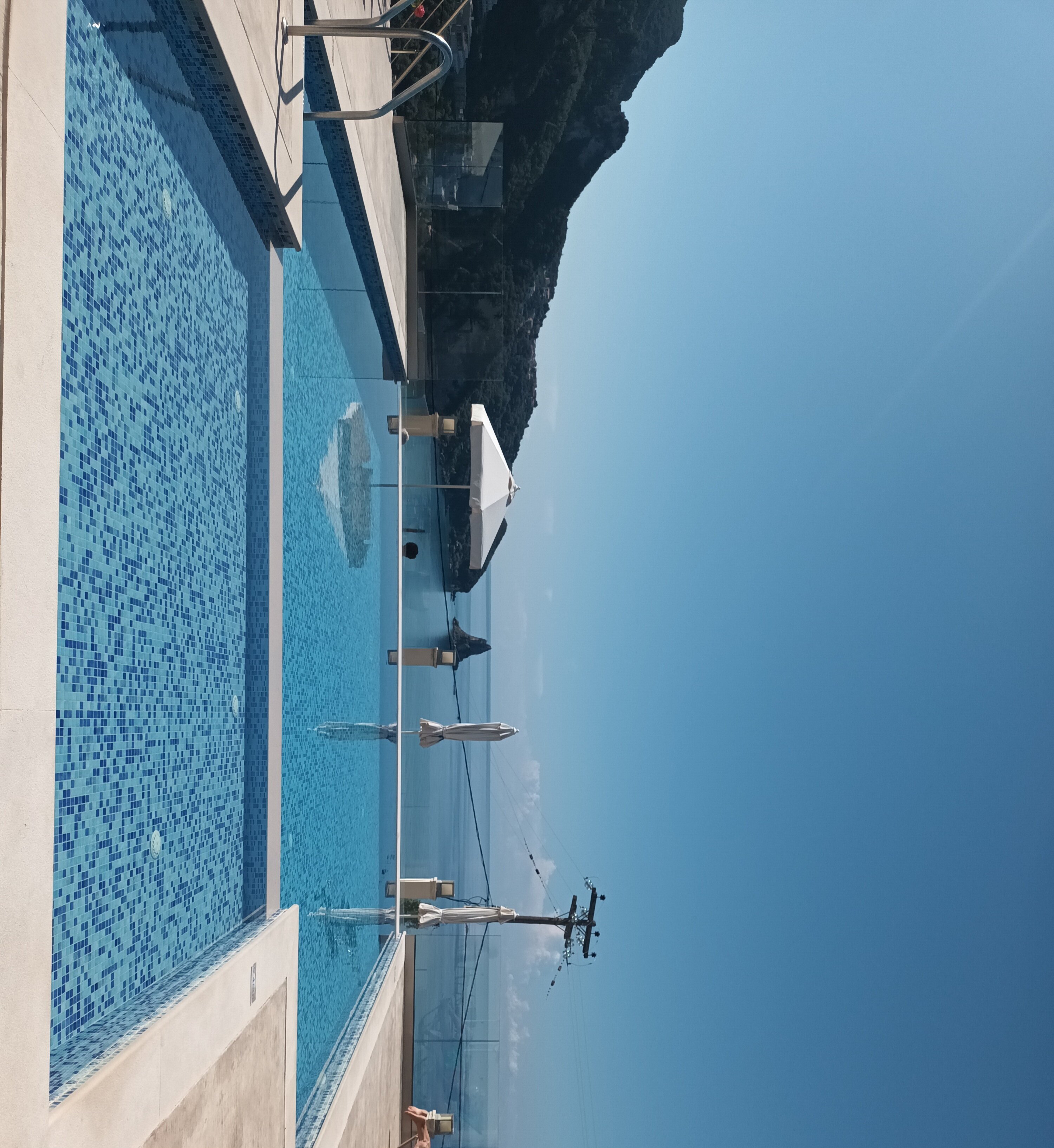 Mazis Apartments-泳池