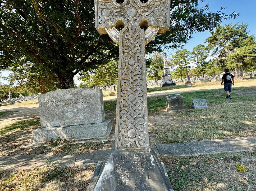 Evergreen Cemetery-巴黎必去景点