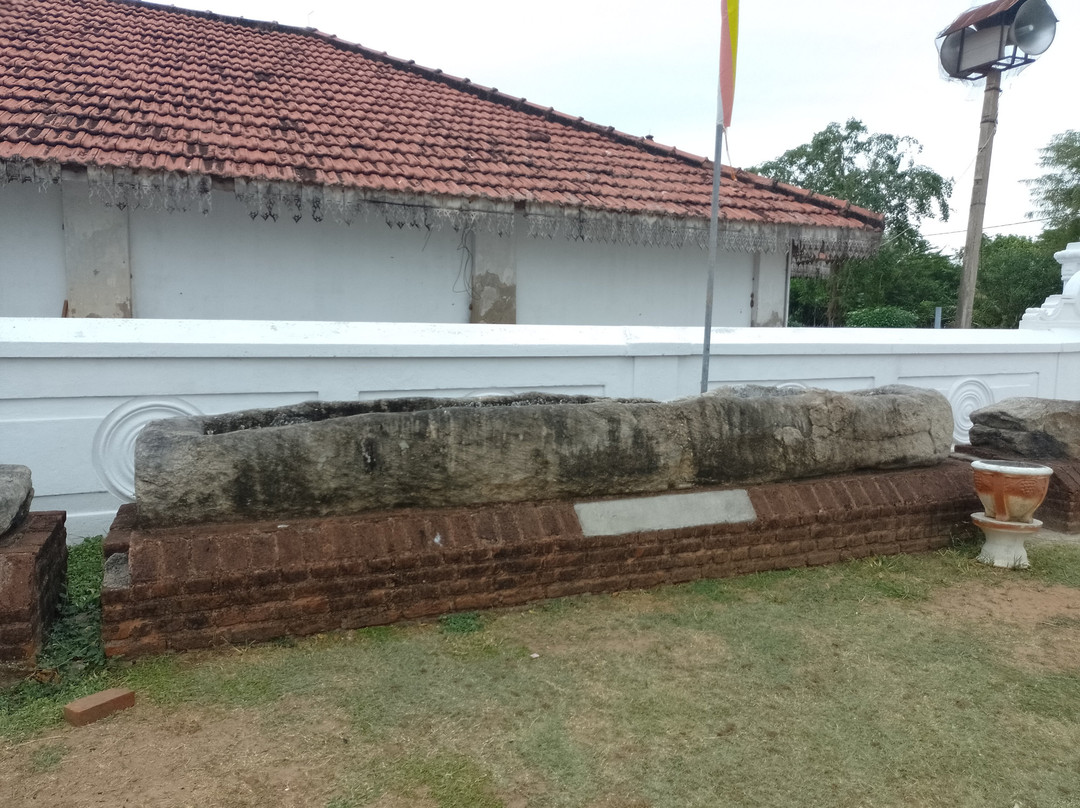 Tissamaharama Raja Maha Vihara-蒂瑟默哈拉默必去景点