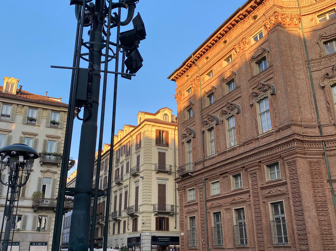 Piazza Carignano景点图片