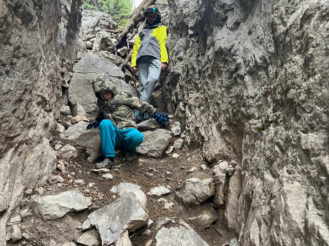 Natural Bridge Falls Picnic Area-Big Timber必去景点