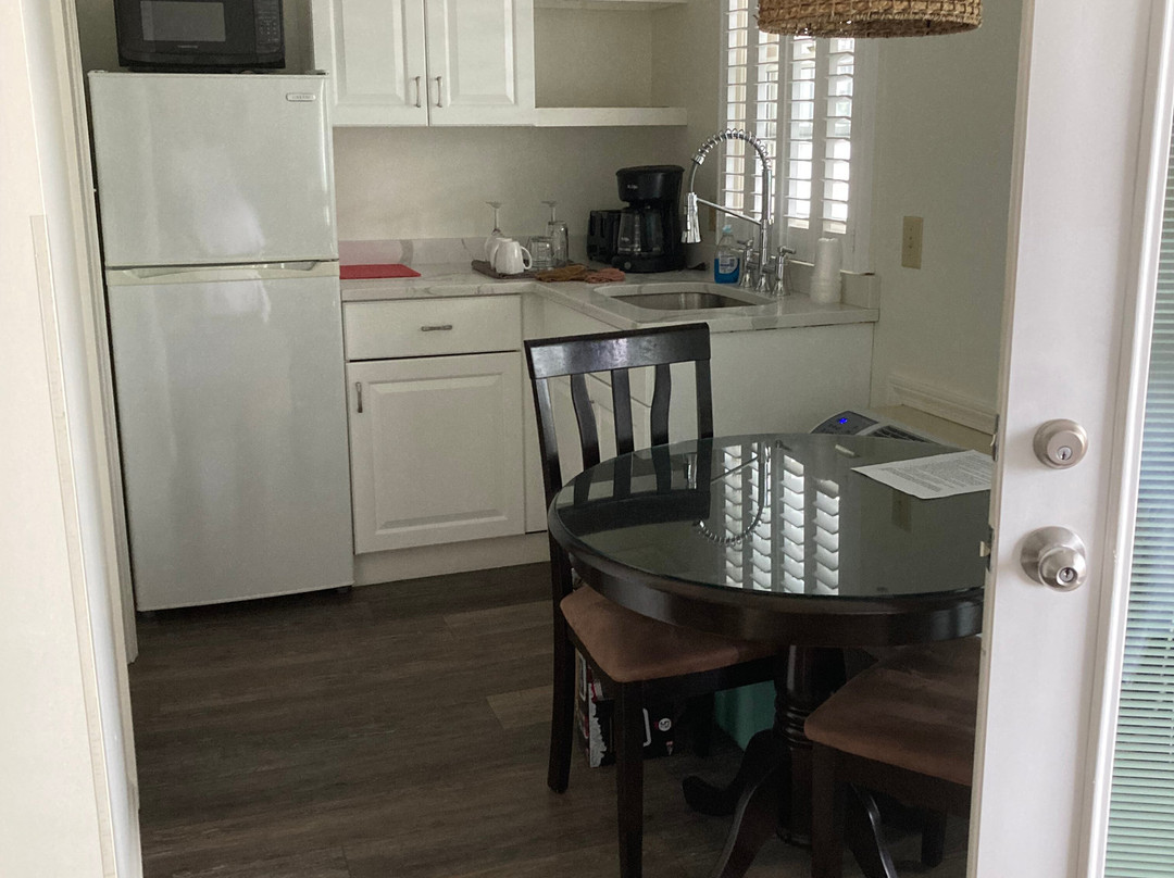 Pink Blossoms Resort主图