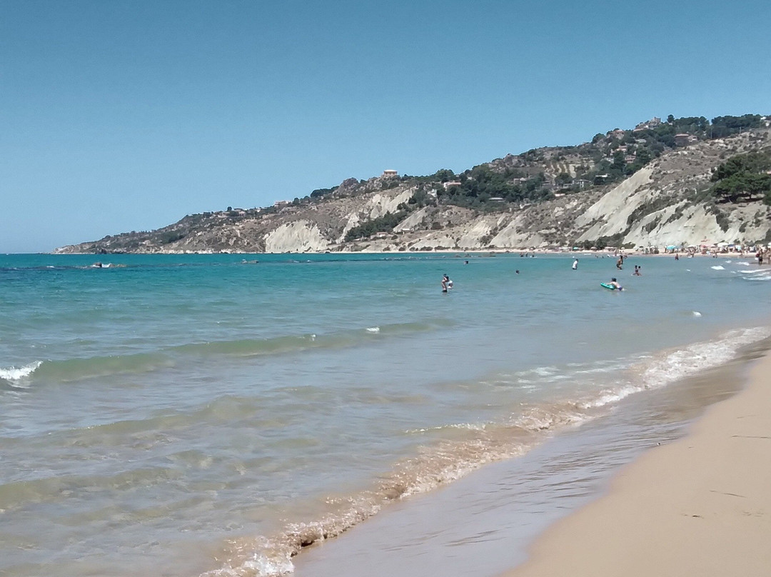 Spiaggia Di Marianello景点图片