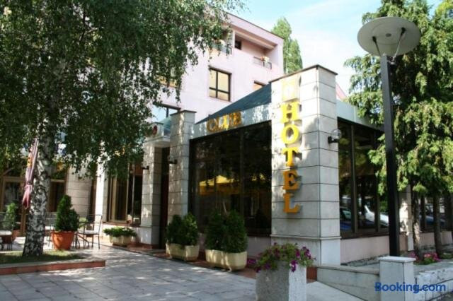 Hotel Dinara主图