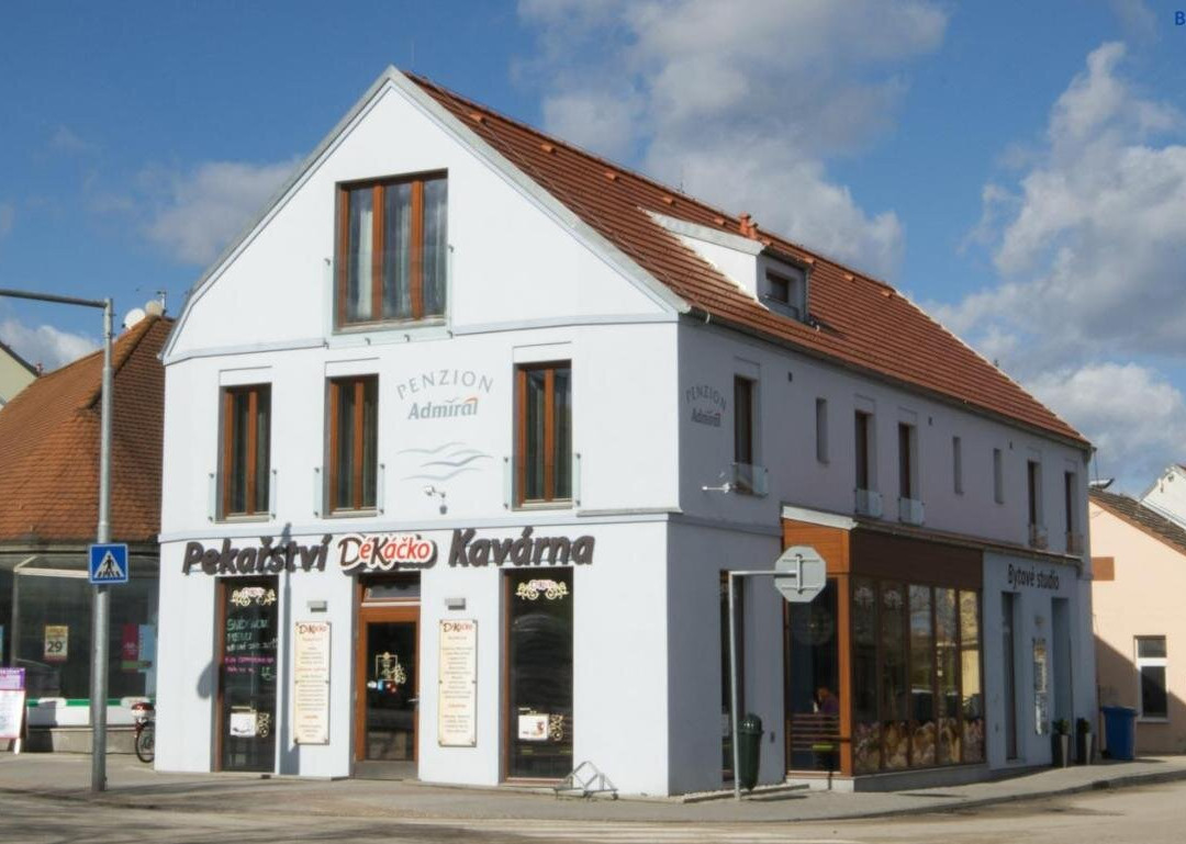 Lomnice nad Luznici酒店住宿-Penzion Admiral