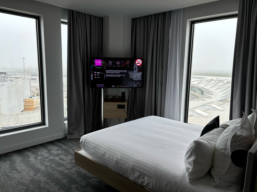 Moxy Lyon Airport主图