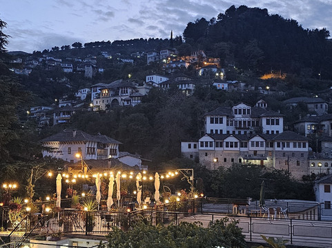 Gjirokaster Free Walking Tour-吉诺卡斯特必去景点
