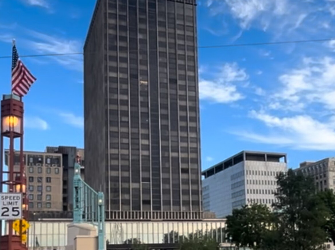 圣保罗河滨皇冠假日酒店主图