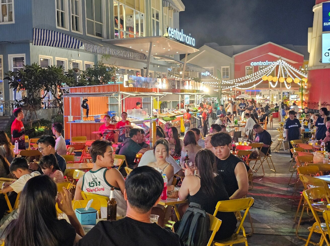 Pattaya Marina Night Market-芭堤雅必去景点