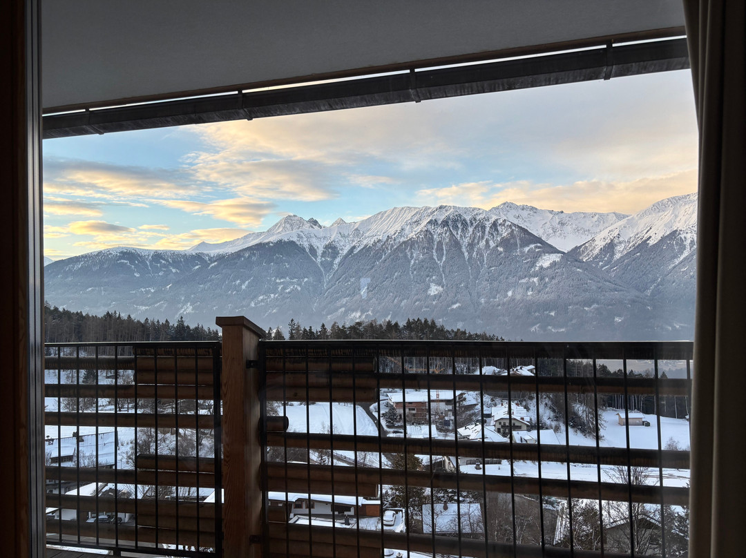 Nidum Casual Luxury Hotel主图