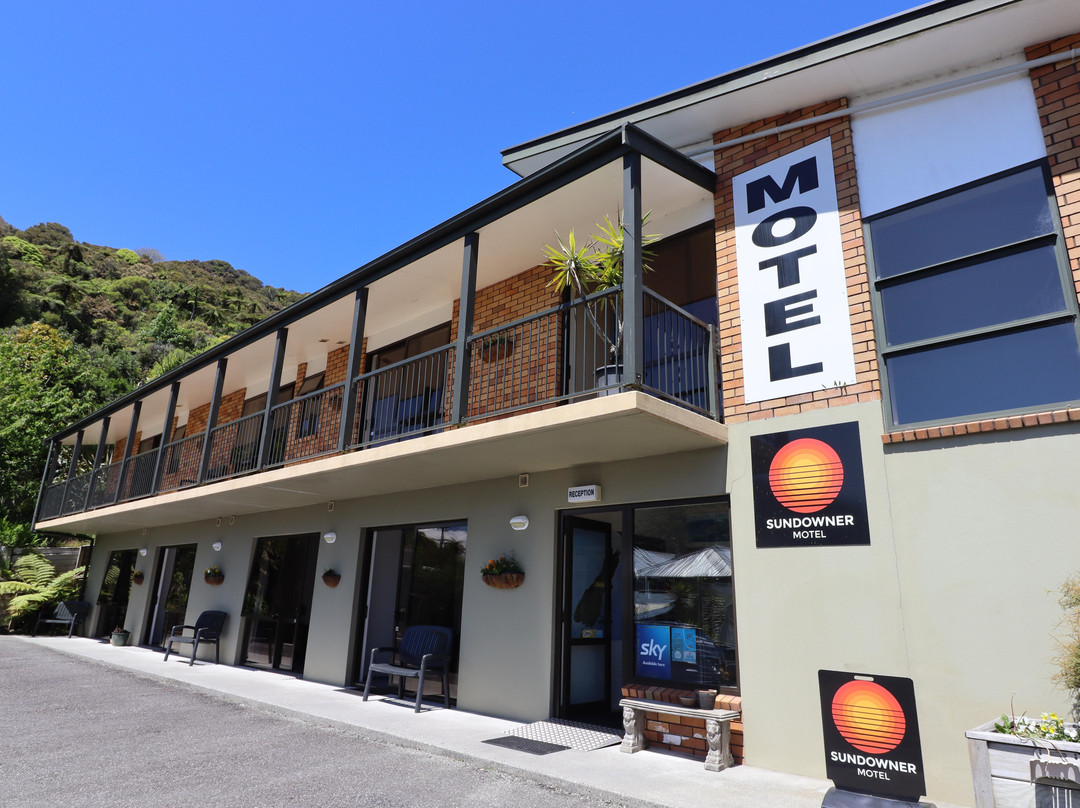 Sundowner Motel主图