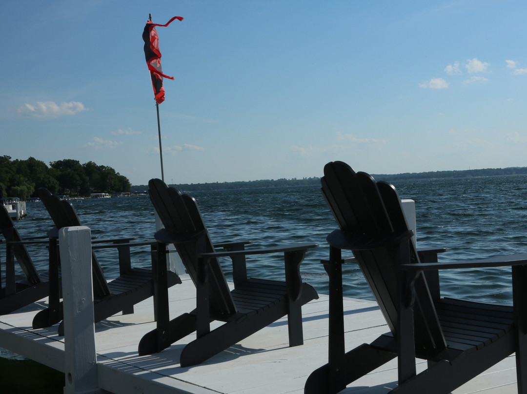 Eleven Gables Inn And Cottage主图