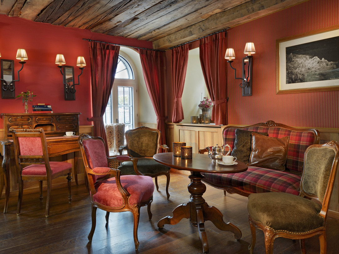 Edward's Bar Café