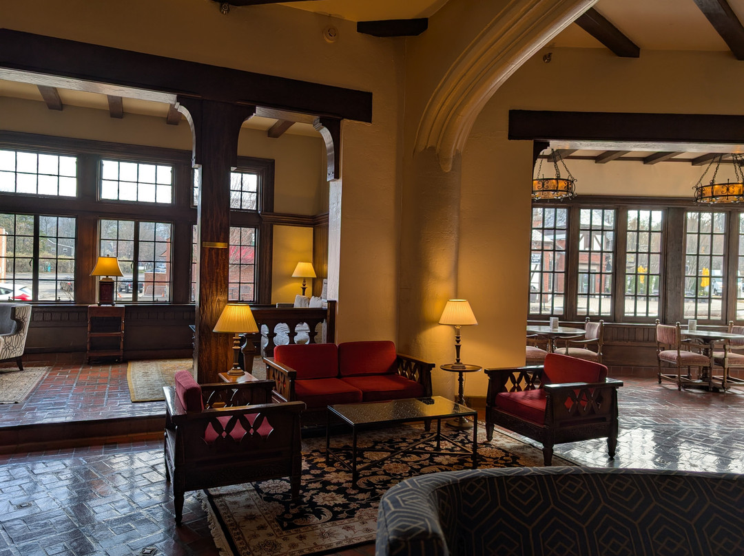 Best Western Premier Mariemont Inn主图