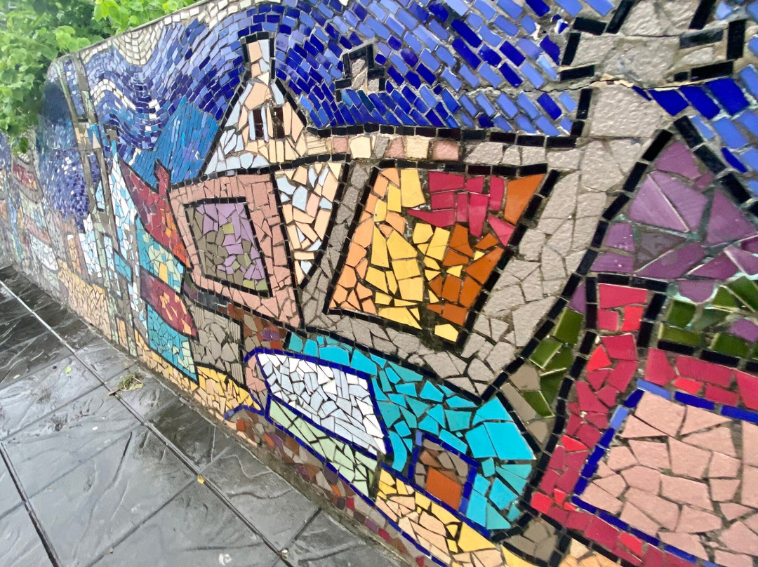 Hanoi Ceramic Mosaic Mural-河内必去景点