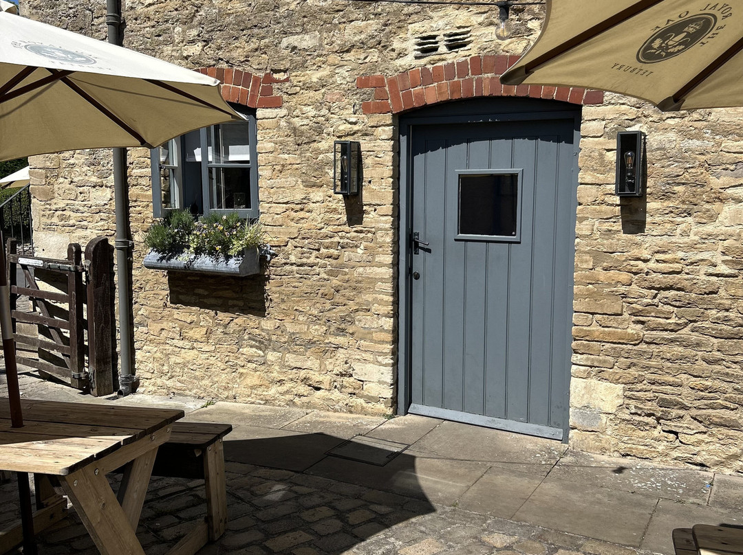 The Royal Oak Tetbury主图