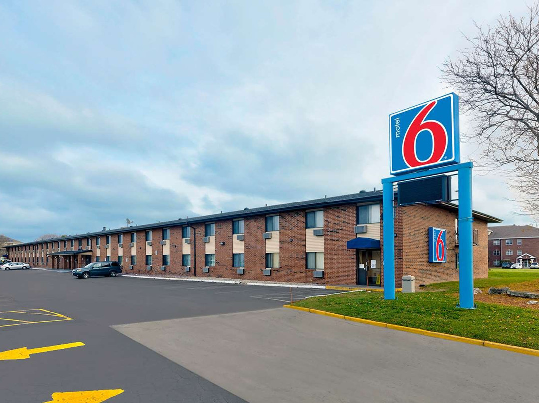 Oak Creek酒店住宿-Motel 6 Oak Creek Wi
