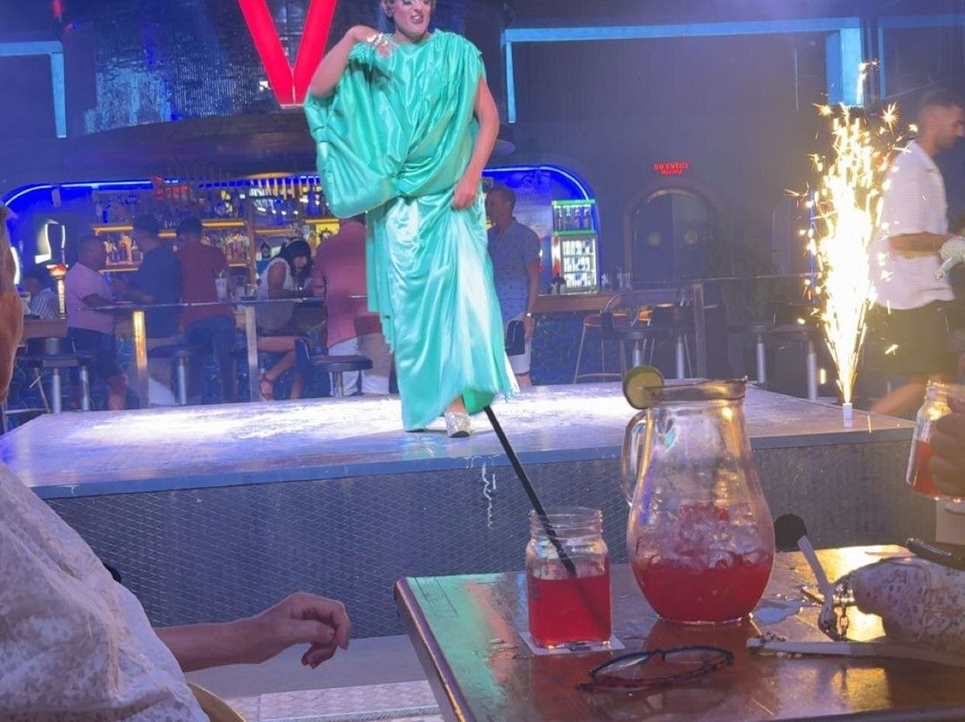 VIP Dance Bar景点图片