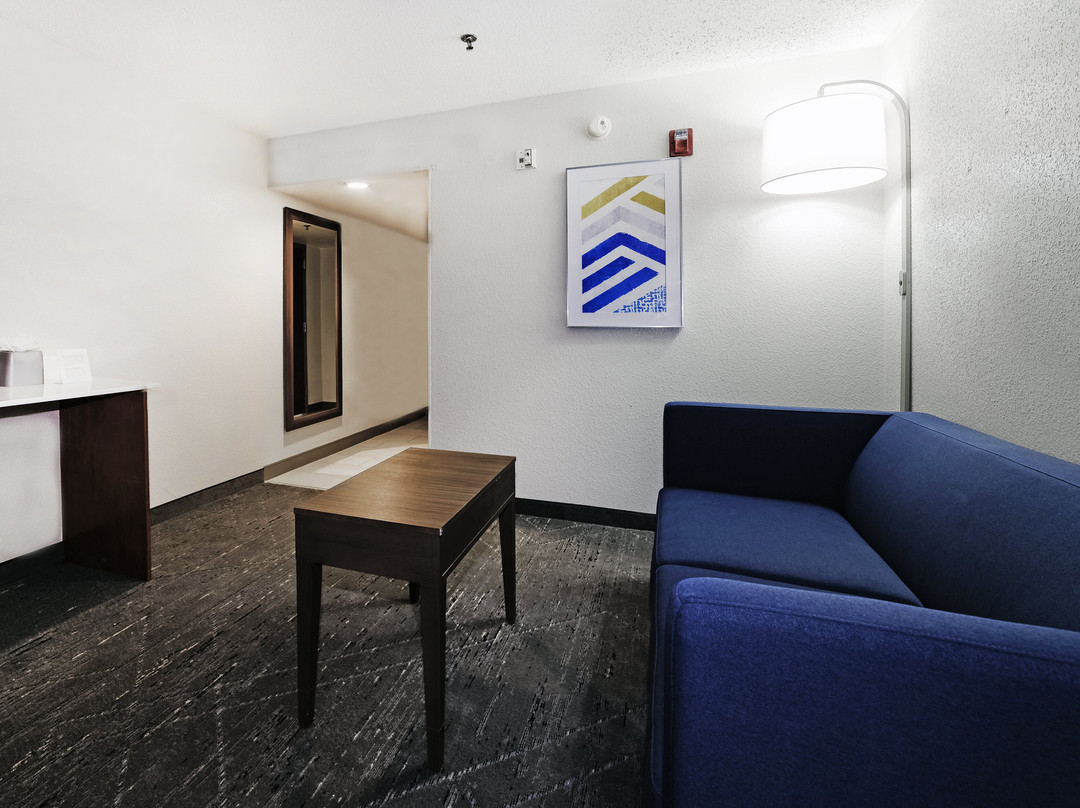 Holiday Inn Express & Suites Walterboro I-95 by IHG主图